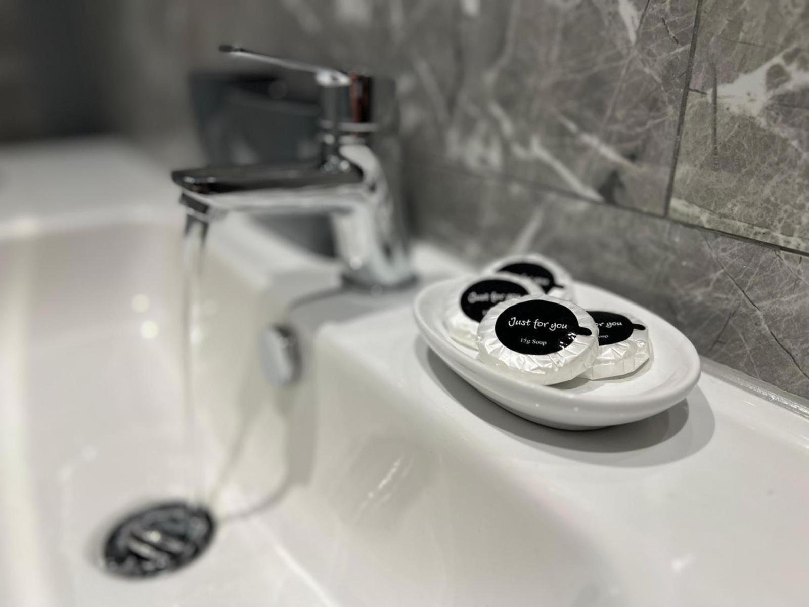 Whiskawaystays - Foregate Street - Apartment 3 伍斯特 外观 照片